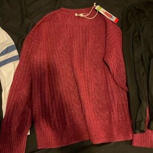 Women’s  Burgundy Sweater